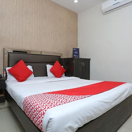 Oyo 6325 Hotel Kiran Rāipur Eksteriør bilde