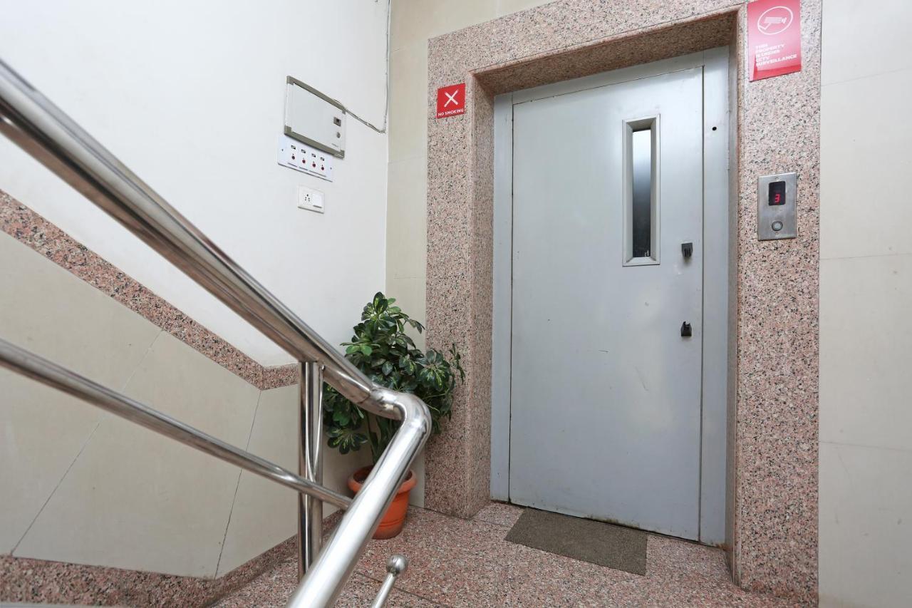 Oyo 6325 Hotel Kiran Rāipur Eksteriør bilde